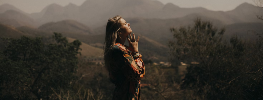 A woman thinking about returning to work after mental health treatment